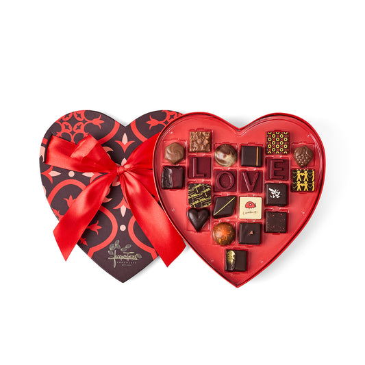 21pc Heart Bonbon Box open